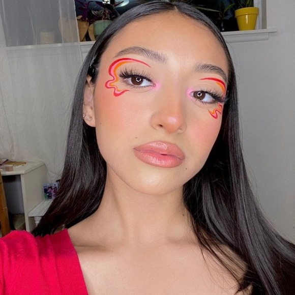 ColourPop "Venus" gel liner - Picture 9 of 11